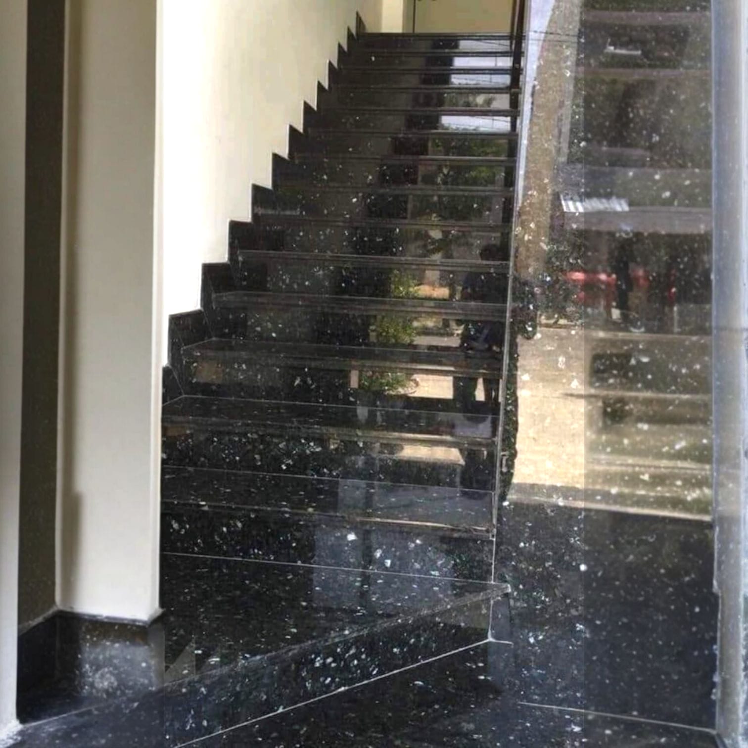 Küpeşte Uygulaması