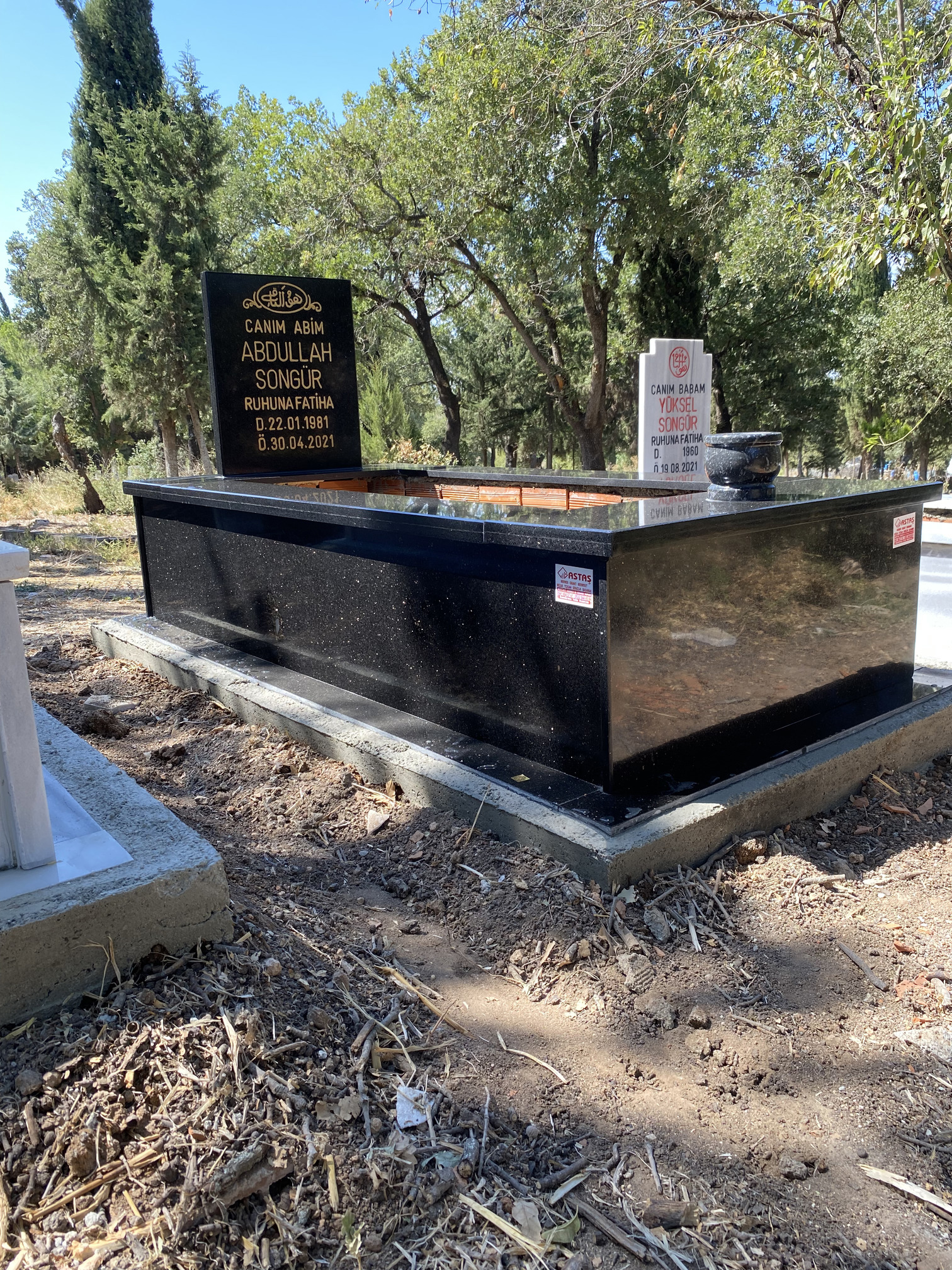 Tek Kişilik Uludağ Siyahı Mezar