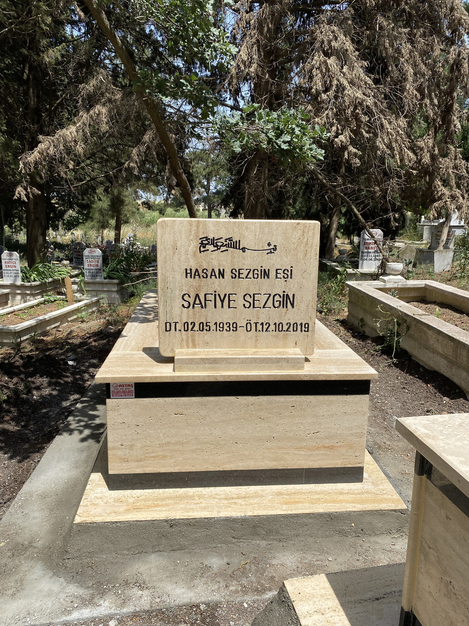 Tek Kişilik Traverten Mezar